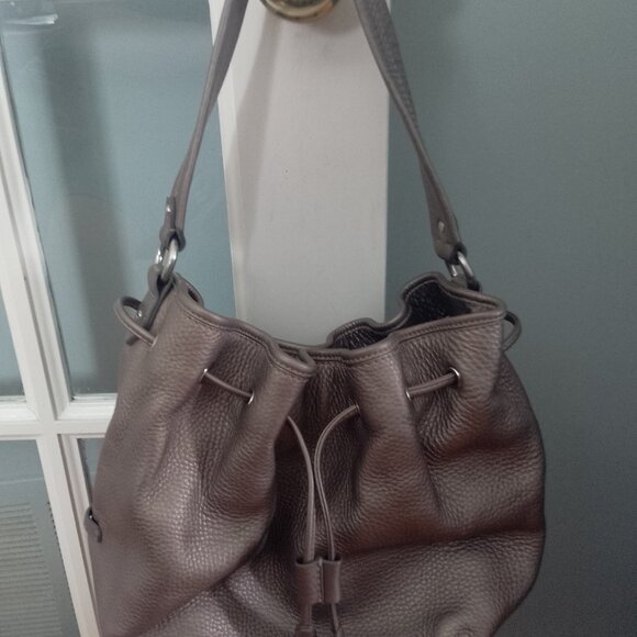 Cole Haan Pebbled Leather Drawstring Shoulder Bag Purse - Picture 2 of 7